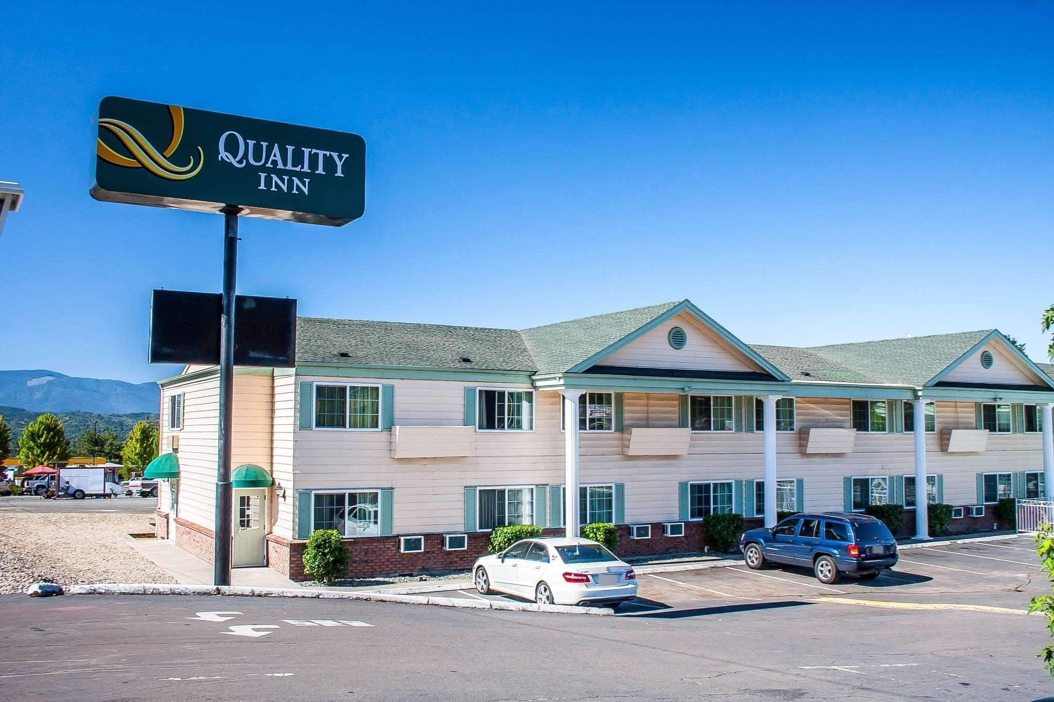 Quality Inn Грантс Пас Екстериор снимка